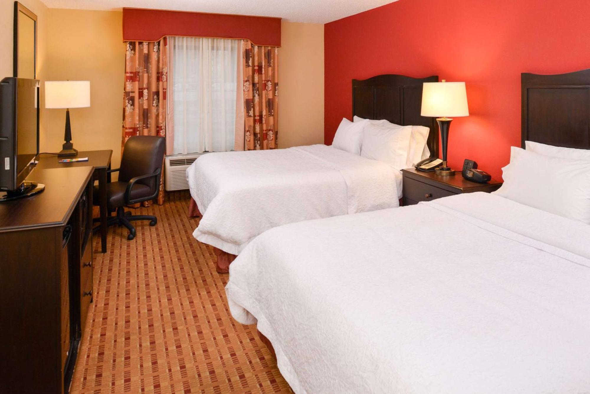 Hampton Hotel 3*