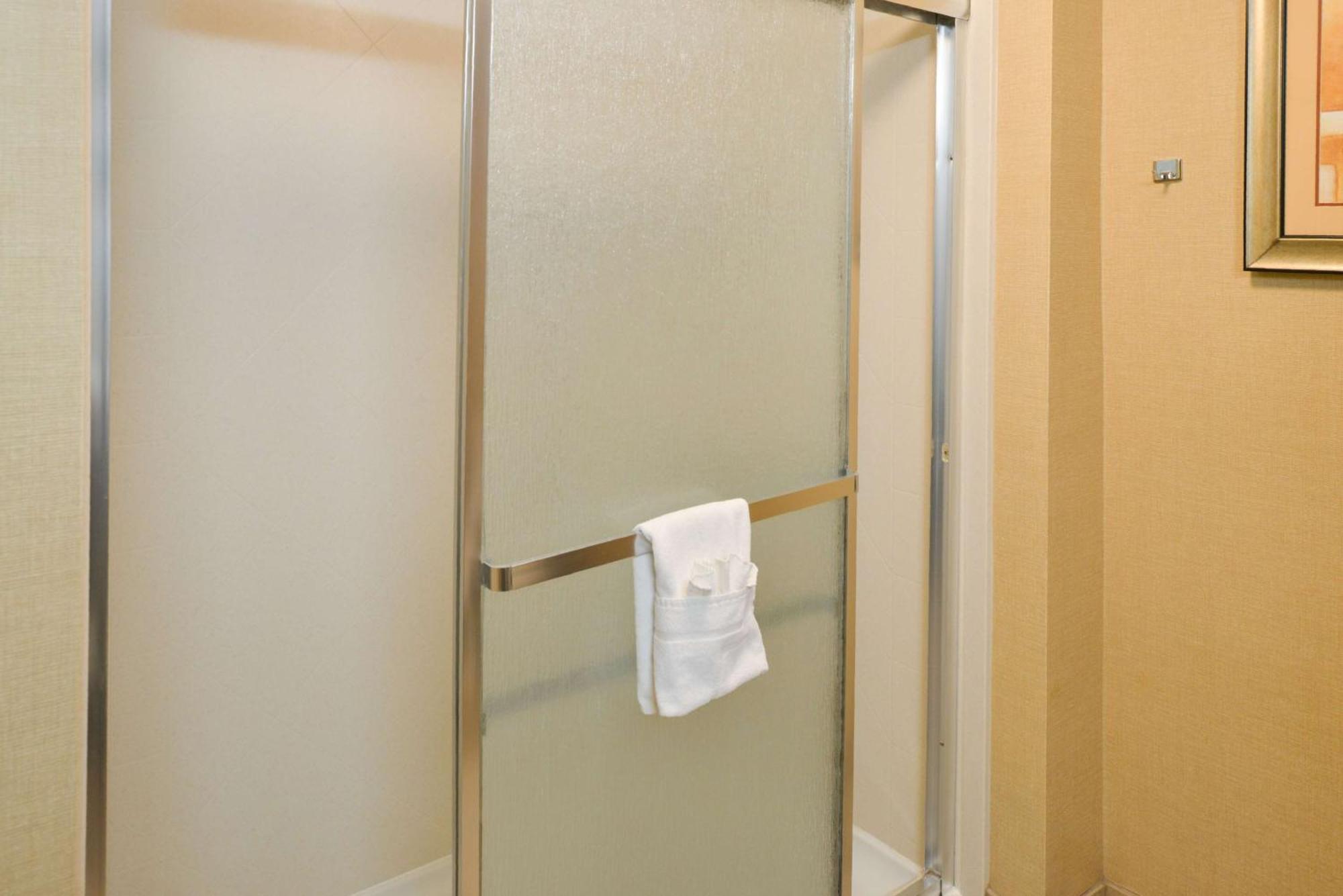 Hampton Hotel 3*